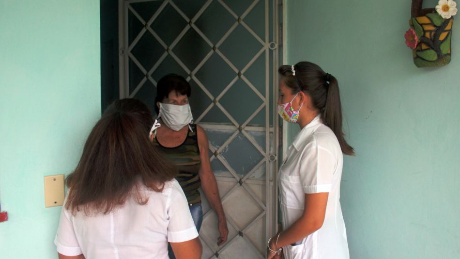 Cuba, operativo casa por casa en busca del covid-19