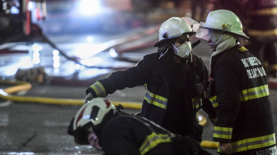 explosiones e incendio en un edificio de Villa Crespo 20200603