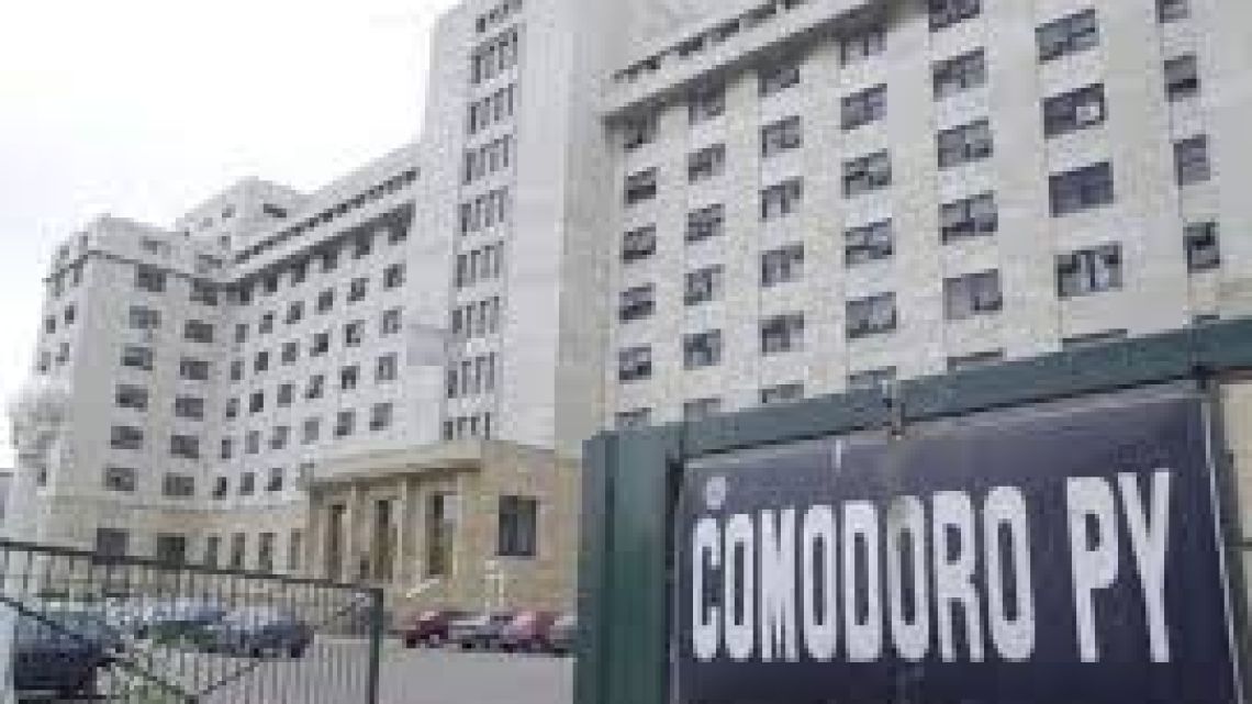 Apareció un caso positivo de coronavirus en Comodoro Py