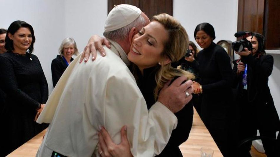 Fabiola Yáñez se reúne con el Papa y las Primeras Damas de Latinoamérica
