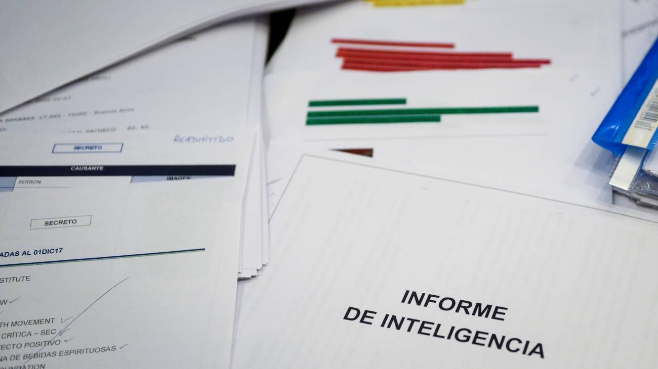 Periodistas espiados