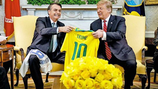 Negacionistas. Donald Trump y Jair Bolsonaro tienen políticas ambientales coherentes con su mirada económica y su ideología.