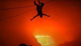 Tirolesa en el volcán Masaya, Nicaragua. Una aventura de adrenalina pura.