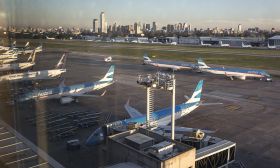 grounded flights aeroparque
