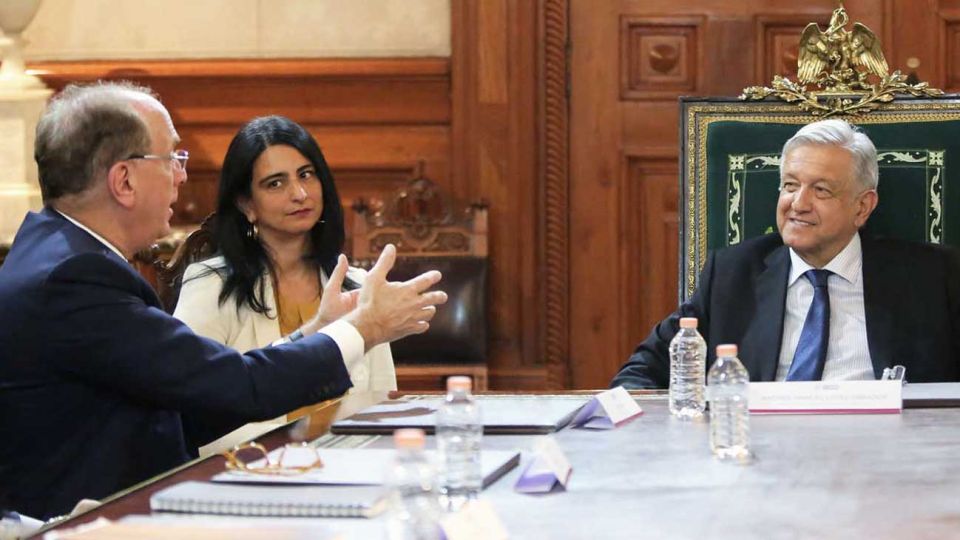 20200613_larry_fink_lopez_obrador_facebook_g