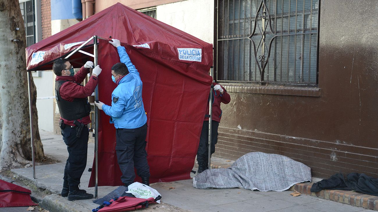 Persona en situación de calle muerta 