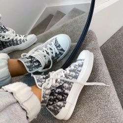 Las icónicas zapatillas Dior, B23, son objeto de deseo en Instagram