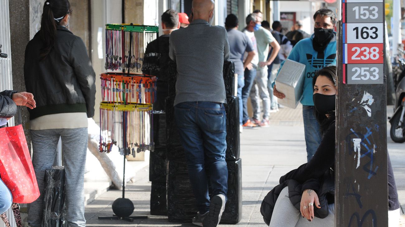 cuarentena-relajada-en-Haedo-20200616-972185