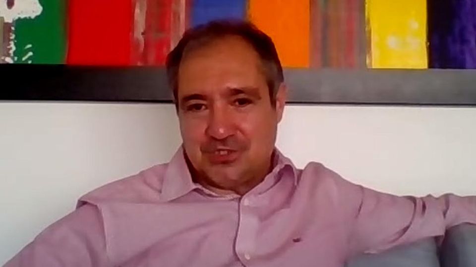 Entrevista a Diego Cabot