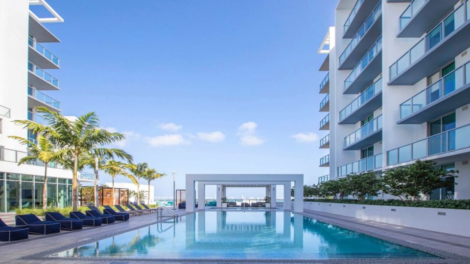 Real_Estate_Miami_Quadro