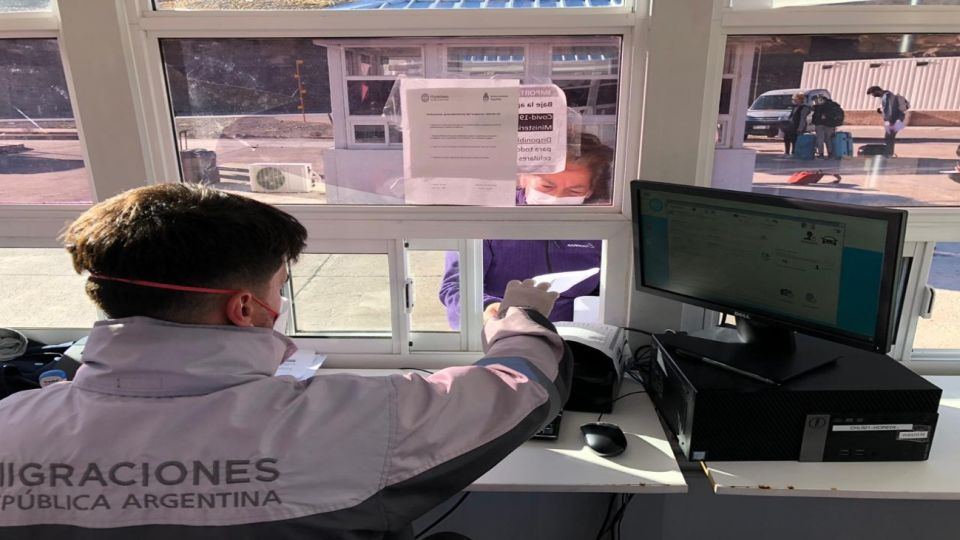 Por el decreto que restringe las fronteras durante la pandemia, solo hay cinco pasos terrestres habilitados