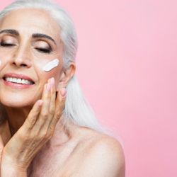Piel madura: claves de make up para potenciar la apariencia del rostro