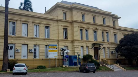 Temen que el Hospital Moyano quede acéfalo