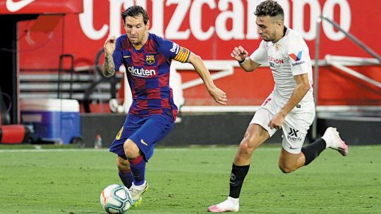 Sin récord. Leo se quedó con las ganas de convertir y festejar el gol 700 de su carrera.