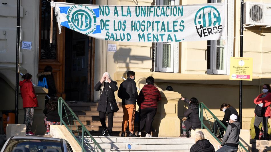 Desde el 20 de marzo, las pacientes externas no puede ingresar al hospital Moyano.