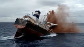 La Marina de Brasil procedió al hundimiento controlado del carguero Stellar Banner, que estaba varado desde febrero por un daño en la proa y que se fue a pique en aguas profundas brasileñas.