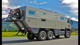 El Globecruiser 7500 se presentó por primera vez en la Caravan Salon Düsseldorf de 2015.