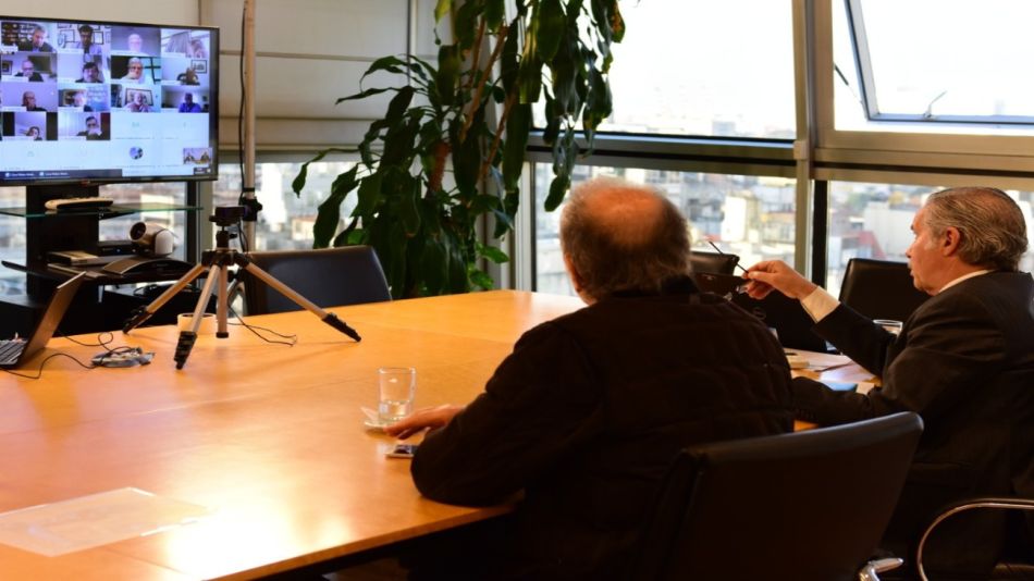 Felipe Sola reunion exportadores agroindustriales 20200624