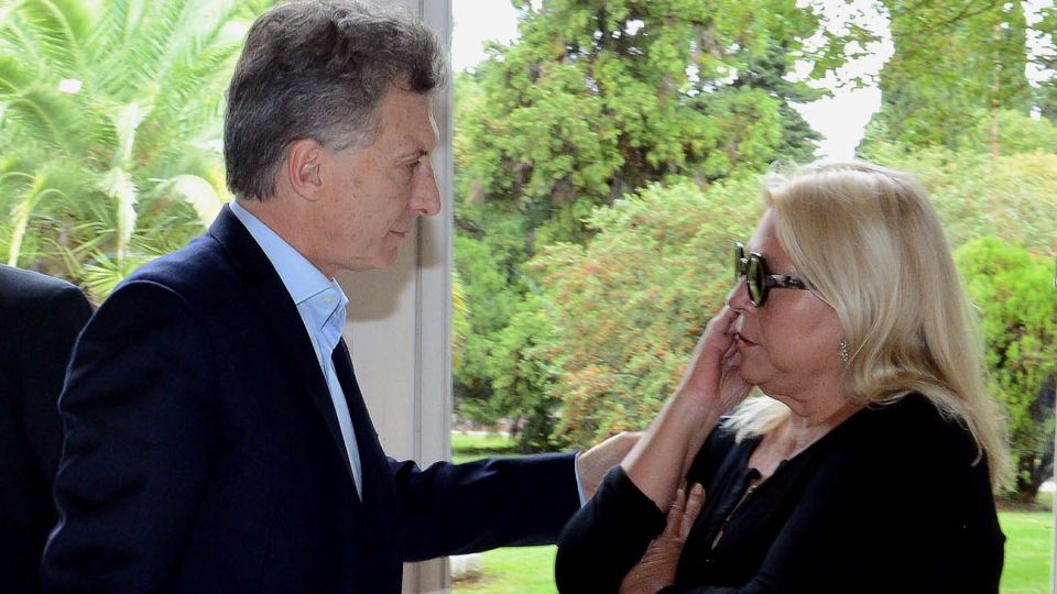 Mauricio Macri y Elisa Carrió-20200625