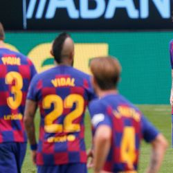El delantero argentino de Barcelona Lionel Messi reacciona durante el partido de fútbol de la Liga española entre Celta Vigo y Barcelona en el estadio Balaidos de Vigo. | Foto:STR / AFP