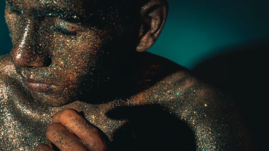 Conocé a los creadores de la primera línea argentina de make up para hombres