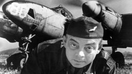Con 43 años, Antoine de Saint-Exupéry volvió al Viejo Continente como piloto de combate.