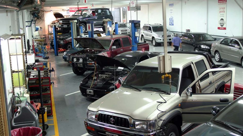 Pueden funcionar los talleres para mantenimiento y reparación de automotores, motocicletas y bicicletas