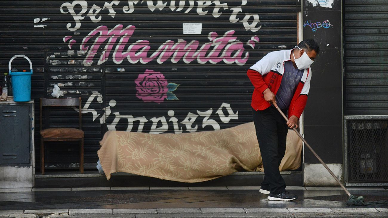 Ciudadanos del olvido, como es la cuarentena de la gente en situación de calle  