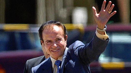 CARLOS MENEN 01