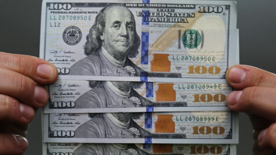 La semana cerró con el dólar con pocos cambios