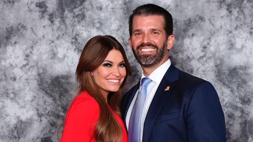 Donald Trump Jr. y Kimberly Guilfoyle