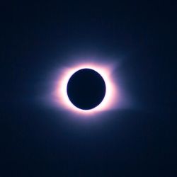 Eclipse Luna de Trueno: así afecta la energía a tu signo el 5 de julio