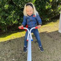 Matilda Salazar en su parque de juegos