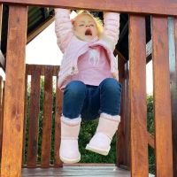 Matilda Salazar en su parque de juegos