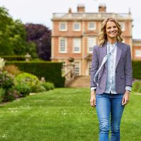 Julie Montagu, la vizcondesa conductora de tv experta en aristocracia  