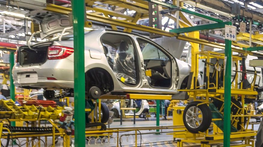 La producción nacional de automóviles cayo 34,5 por ciento en junio