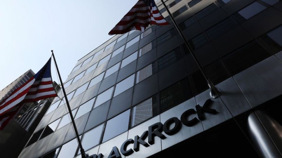 BlackRock es uno de los fondos que integra el grupo Ad Hoc de acreedores.