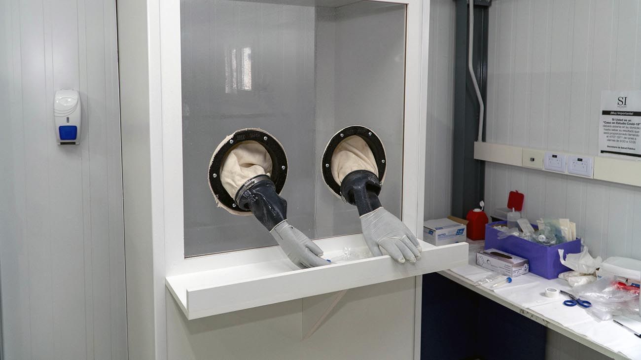 Si bien la pandemia sigue y aún queda camino por recorrer, las cifras hablan de la efectividad de las medidas que tomó este municipio: sobre 2200 trabajadores de salud solamente 3 médicos se contagiaron en los centros de atención