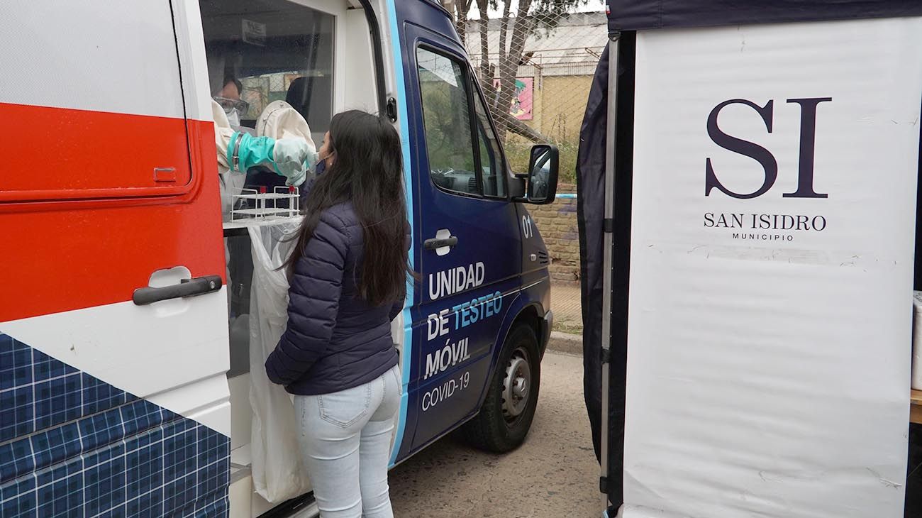 Si bien la pandemia sigue y aún queda camino por recorrer, las cifras hablan de la efectividad de las medidas que tomó este municipio: sobre 2200 trabajadores de salud solamente 3 médicos se contagiaron en los centros de atención