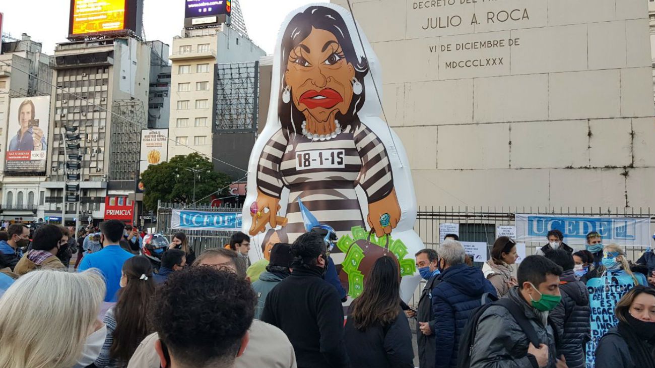 9 de Julio de 2020: Obelisco y Plaza de Mayo fueron escenarios de la protesta contra el gobierno de Alberto Fernández.