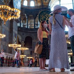 Turquía, Estambul: La gente visita el museo de la Santa Sofía, declarado Patrimonio de la Humanidad por la Unesco. | Foto:Yasin Akgul /DPA