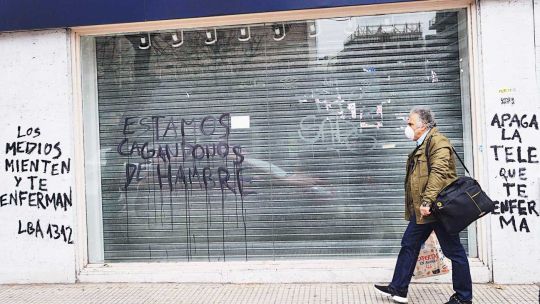 Cerrados. Los negocios y las pymes son los que más sufren durante la pandemia actual.