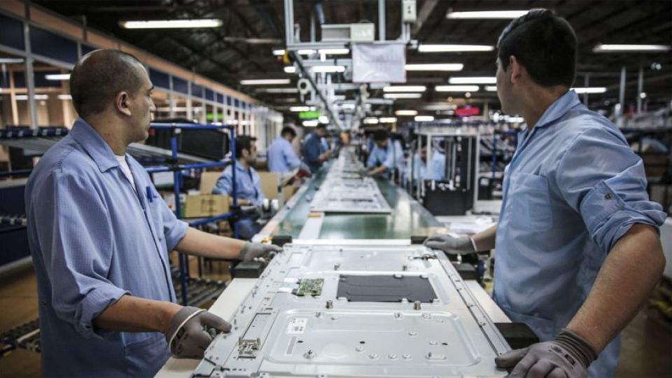 La industria sigue castigada en materia de empleo.