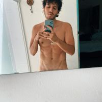 El desnudo total de Sebastián Yatra que incendió las redes sociales