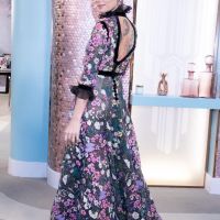 Mirá el look "Royal" de Juana Viale para La Noche de Mirtha"