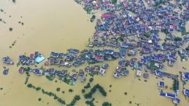 Esta fotografía muestra un área inundada cerca del lago Poyang debido a lluvias torrenciales en el condado de Poyang, ciudad de Shangrao, en la provincia central de Jiangxi de China.
