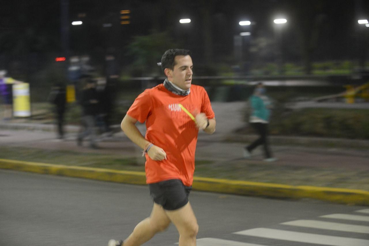 Vecinos de la Capital Federal pudieron salir este 20 de julio nuevamente a correr o a practicar actividades físicas al aire libre, por primera vez en 20 días.