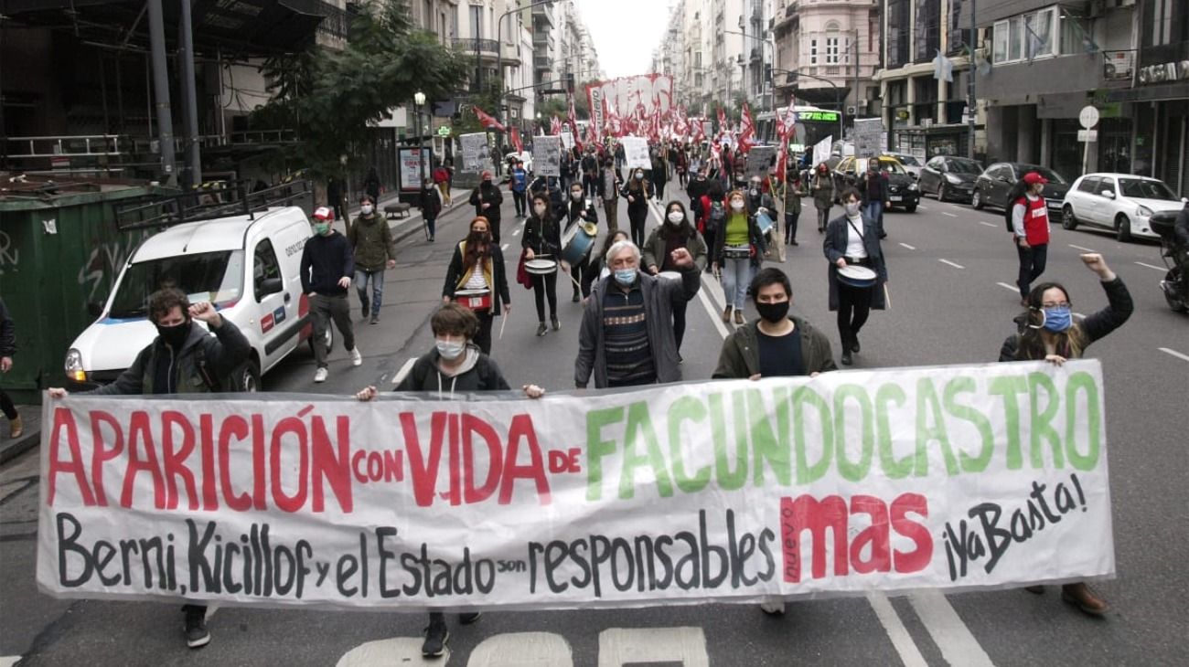 La Izquierda se movilizó por la aparición con vida de Facundo ...