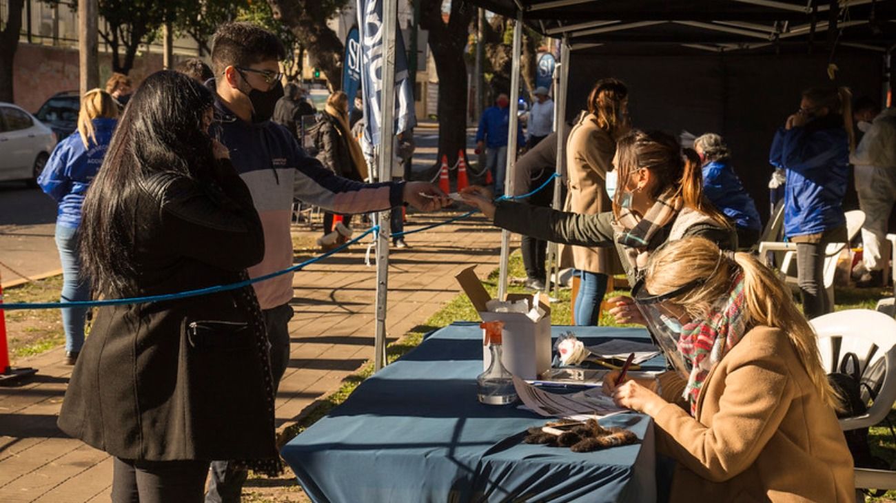  El Municipio de San Isidro, durante las semanas del 6 al 17 de julio, realizó operativos en puestos móviles en Beccar, Martínez, Villa Adelina, La Horqueta, y Boulogne.