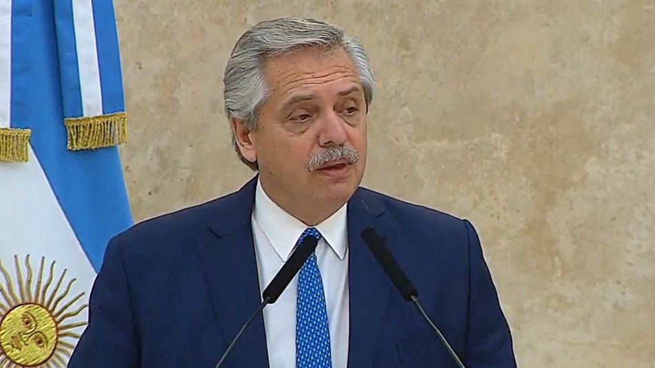 Alberto Fernández ante las Fuerzas Armadas